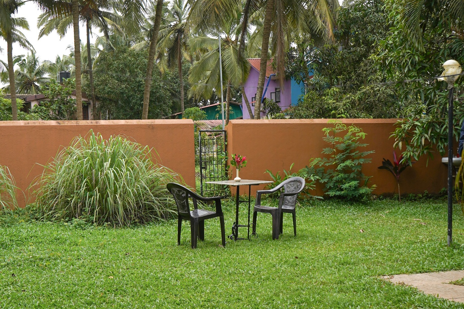 goan_courtyard_1600x1066